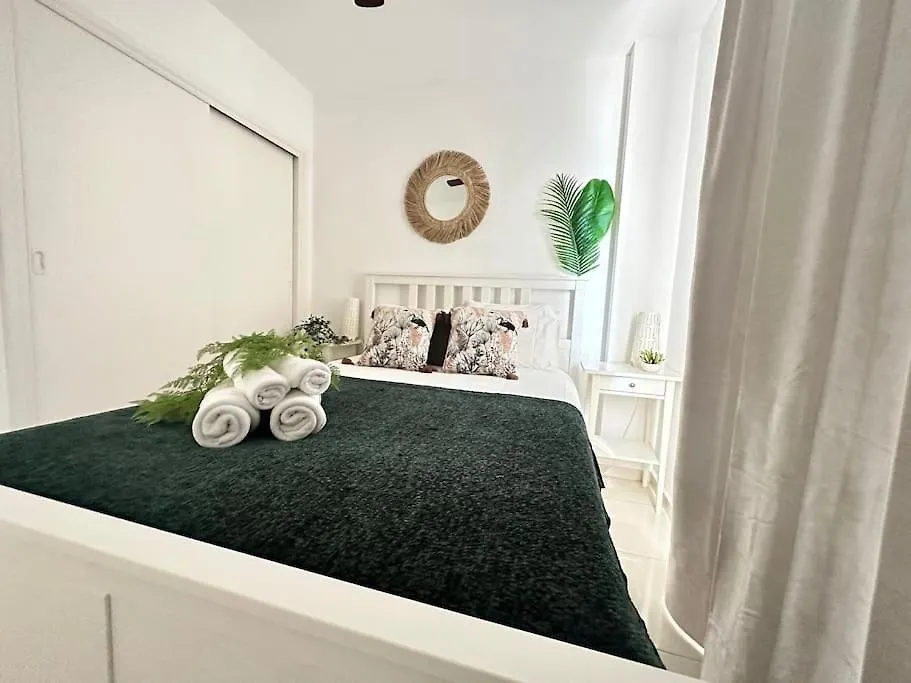 Apartment Tropical Lounge, Los Cristianos, Pool & Sea, Wifi Spanien