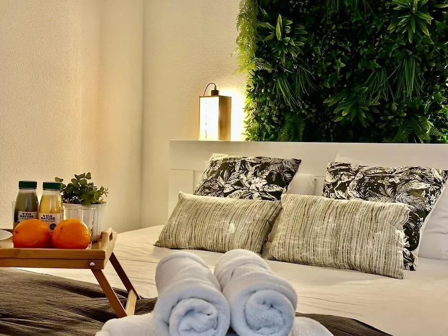 Tropical Lounge, Los Cristianos, Pool & Sea, Wifi Spanien